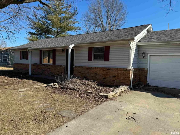23 N Crestview Dr, Centralia, IL 62801