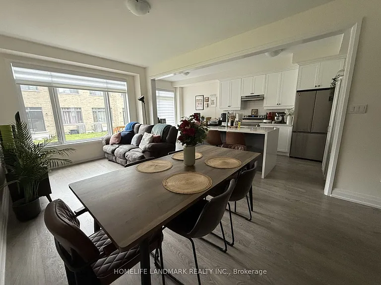 38 Daisy St — Photo 24