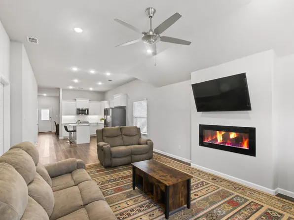 1613 Wayback Dr, Celina, TX 75009