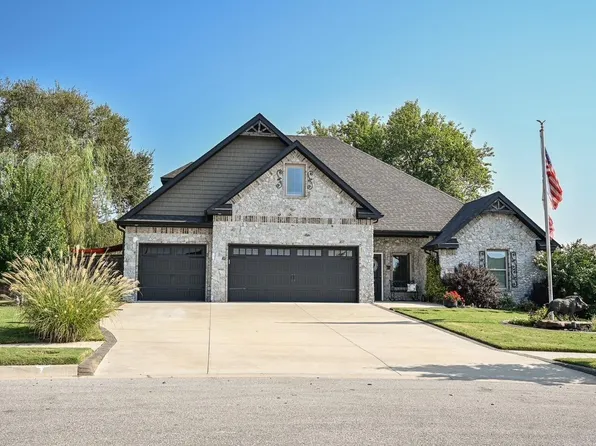 301 SW Ramsey Ln, Bentonville, AR 72712