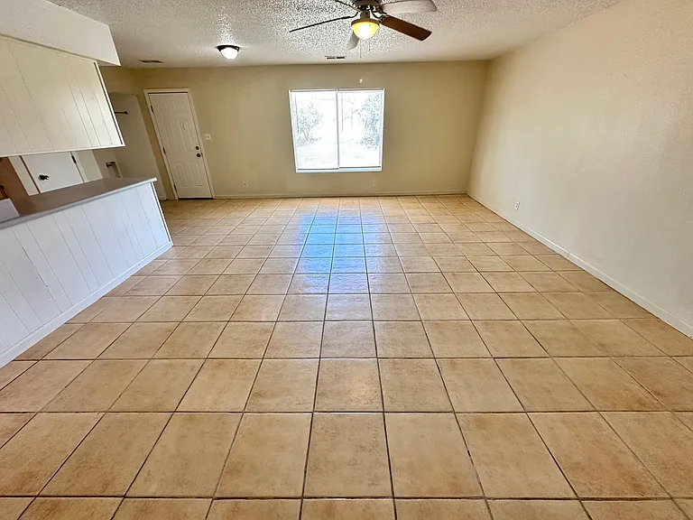 1785 Alpha Ct SE — Photo 6