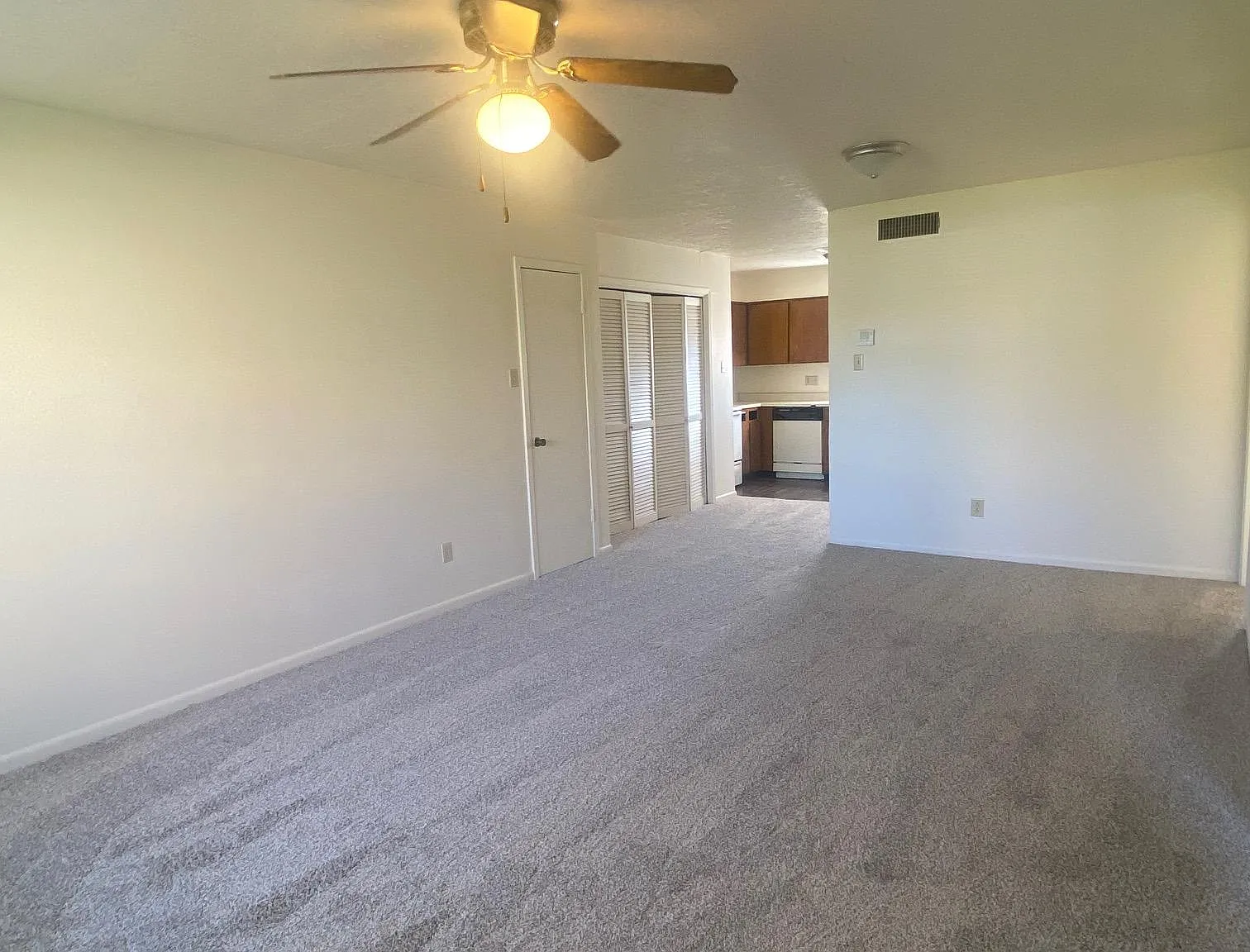 2 bed, $875 — Photo 3