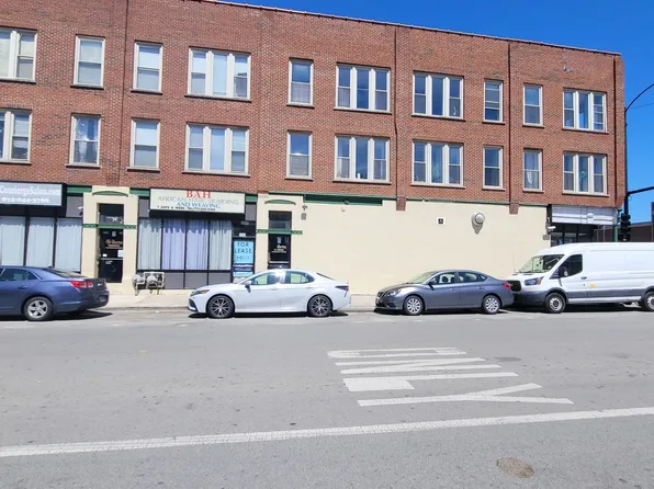 754 E 43rd St #3, Chicago, IL 60653