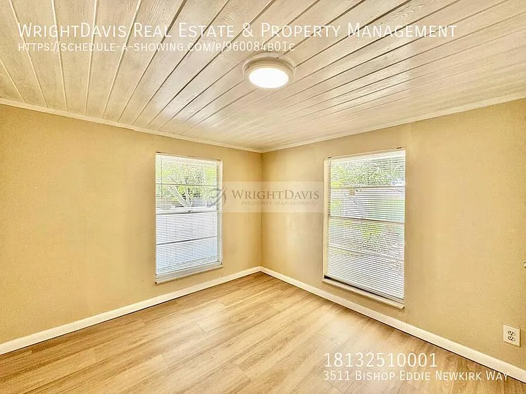 3511 Bishop Eddie Newkirk Way — Photo 28
