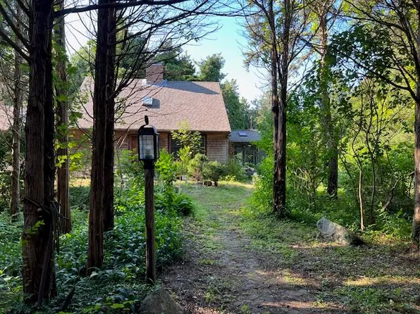 10 Hemenway Court, Eastham, MA 02642