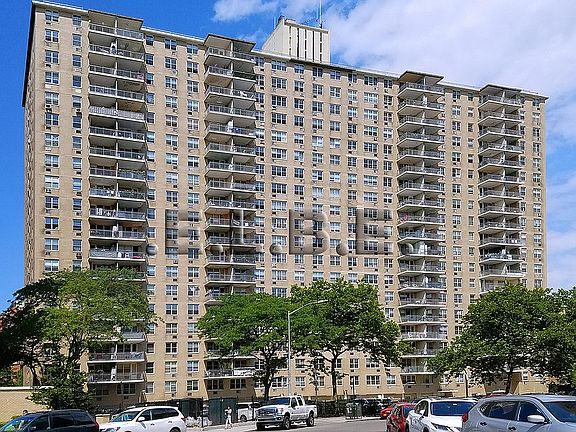 2nd image of 3131 Brighton 13 St Unit 17U