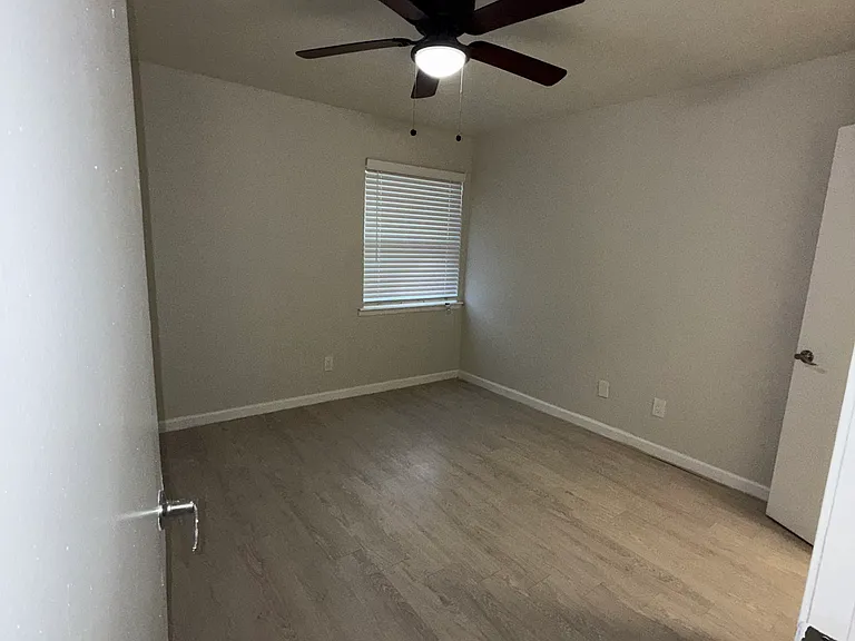 Volara Apartments — Photo 4