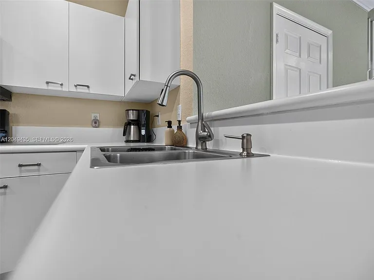2475 W Cordoba Bnd — Photo 23