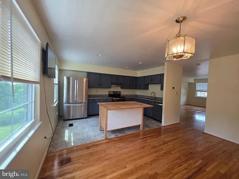 10 Casey Ct — Photo 4