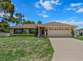 18021 Phlox Dr, Fort Myers, FL 33967