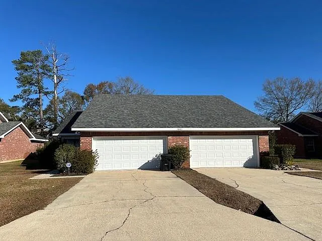 18007 Eastgate Dr #A — Photo 3