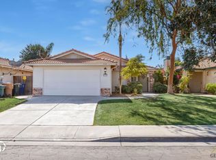8105 Essex Ct, Bakersfield, CA 93311