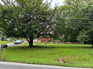 5140 Oley Turnpike Rd, Reading, PA 19606