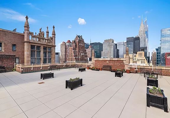 4th image of 45 Tudor City Pl APT 1510