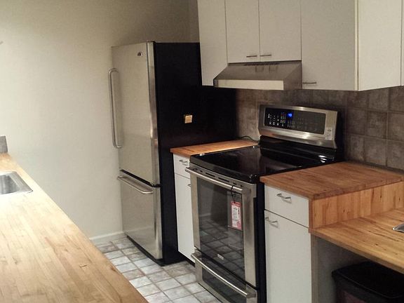 Updated range with induction cooktop and convection oven