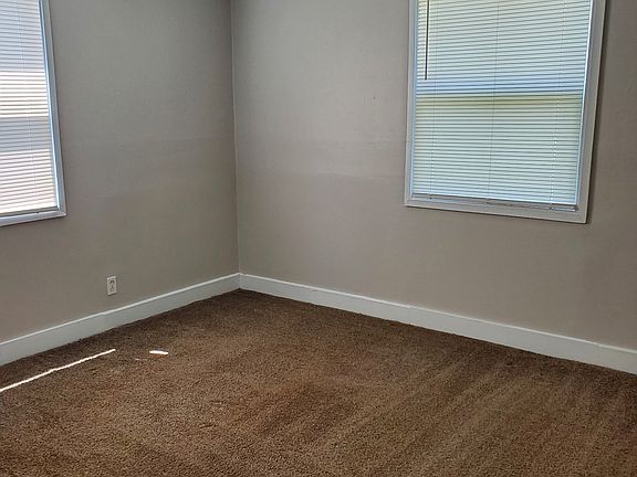 2nd image of 2233 2nd St S