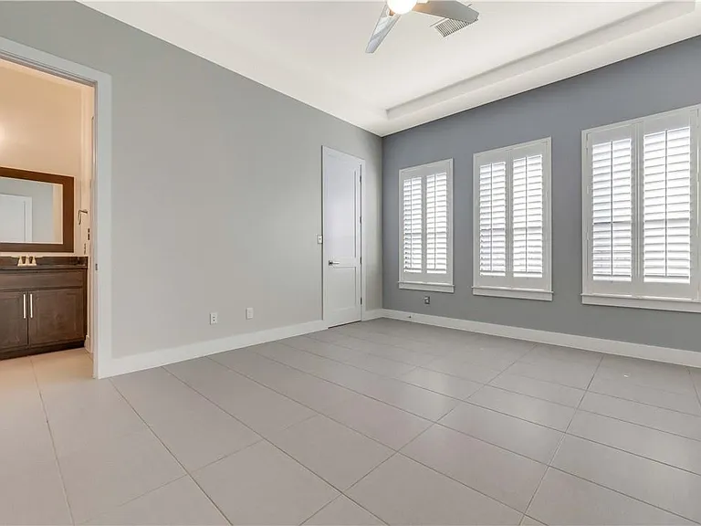 309 W Jeffrey David Ln — Photo 12