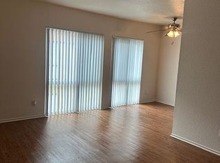 17831 Sherman Way #O-348, Reseda, CA 91335