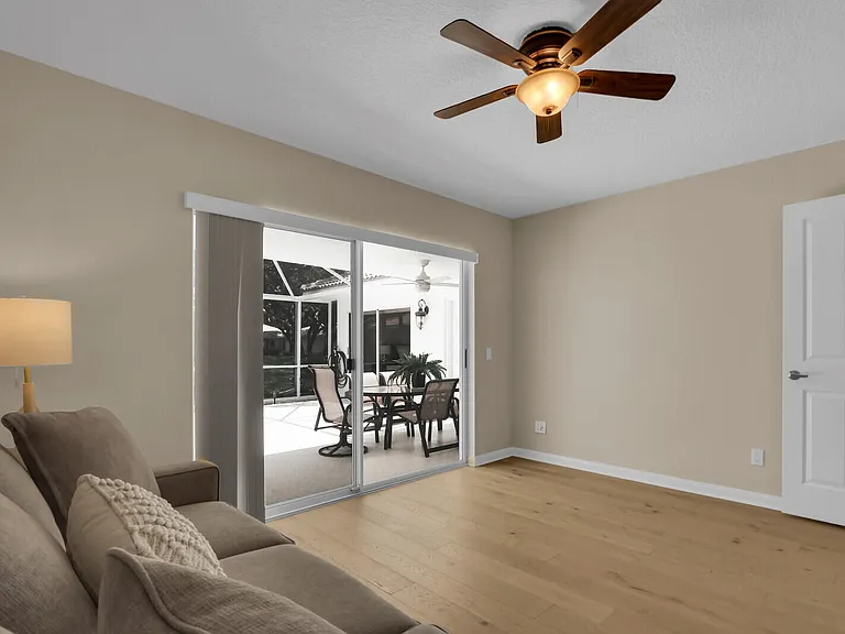 7904 Chapman Oak Ct — Photo 22