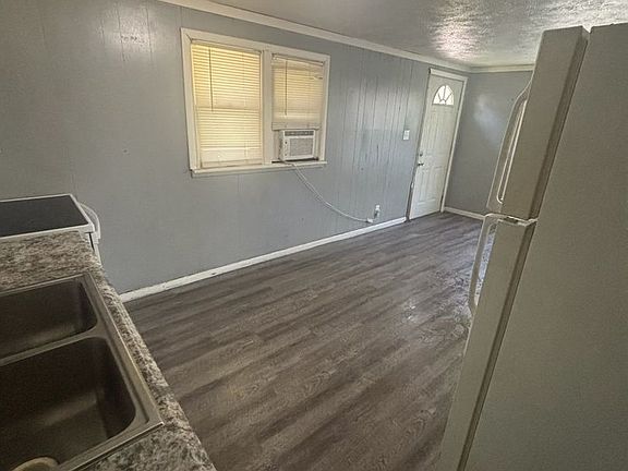 5th image of 1464 Hudson St