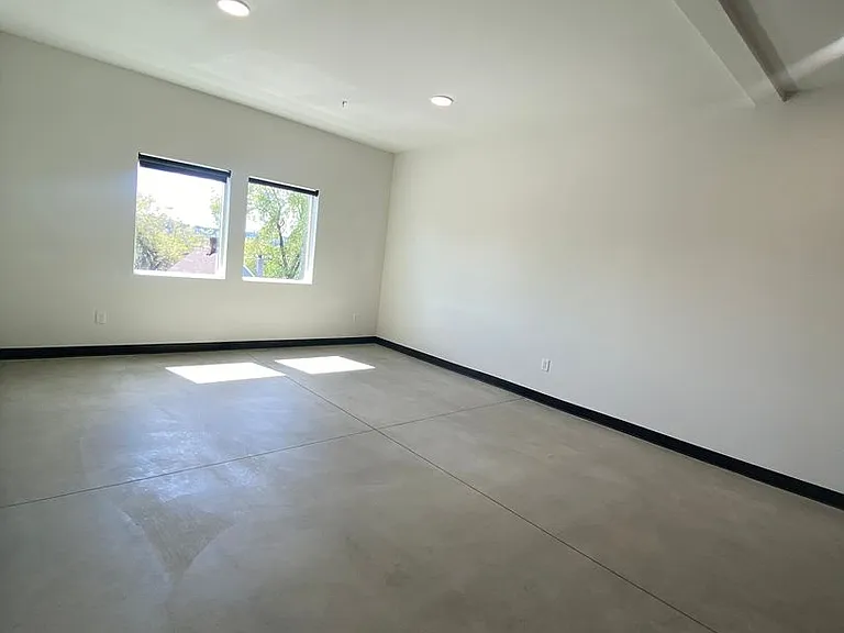 Wall Street Apartments — Photo 10