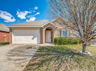 2329 Wakecrest Dr, Fort Worth, TX 76108