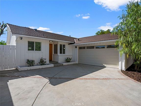 5th image of 5141 Don Pio Dr