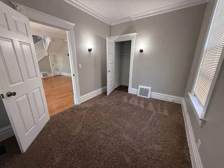 1600 W Callender Ave — Photo 7