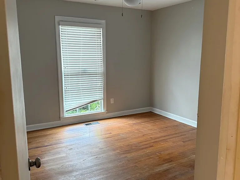 115 S Rosewood Dr — Photo 14