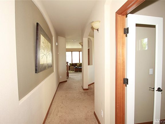 2nd image of 15177 Durant Dr SE