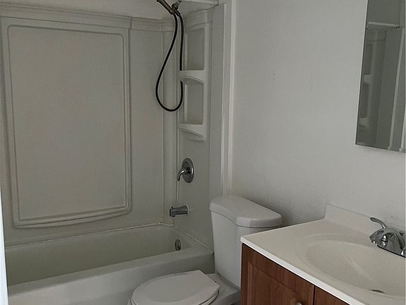 5th image of 803 N Major Ave