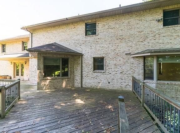 3rd image of 106 Peppermill Cir
