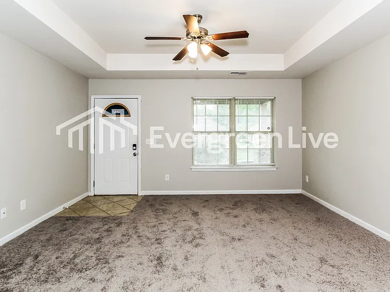 120 Creek Run Way — Photo 2