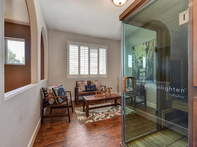 4709 Wyndview Dr — Photo 6