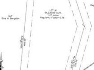 36 1/2 Dana Rd, Oxford, MA 01540