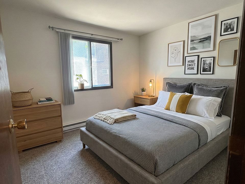 1st image of 134 E Johnson St APT 108