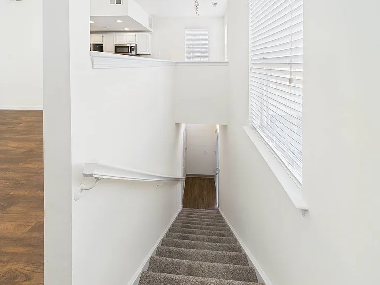 Botanica Cottages Apartment Homes — Photo 34