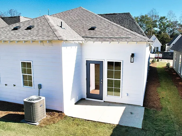 1073 Burrow Cir — Photo 12