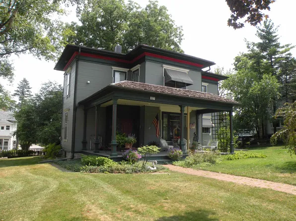 621 Ransom St, Ripon, WI 54971