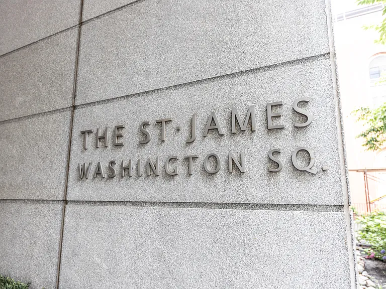 TSJ Exterior & Lobby_104