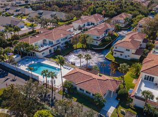 504 7th Sq #103, Vero Beach, FL 32962