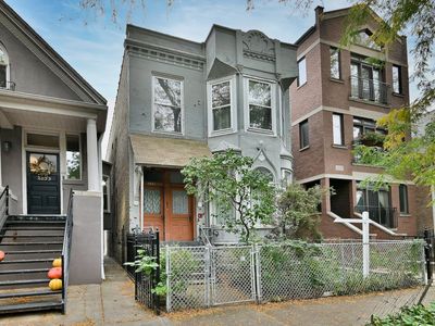 2037 W Rice St, Chicago, IL, 60622