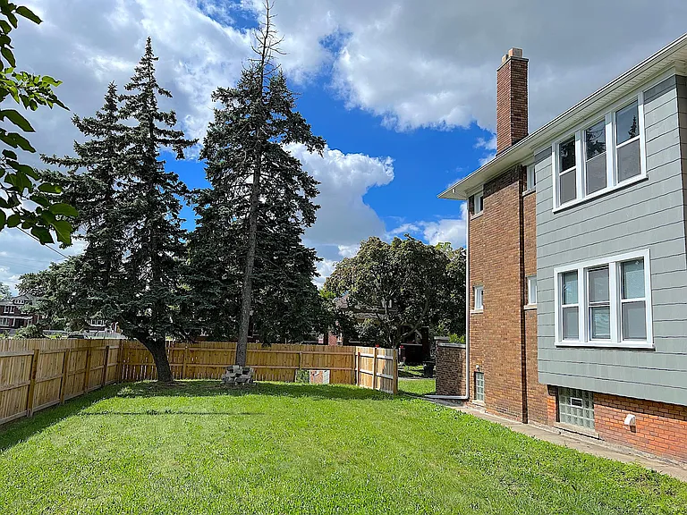 5000 Seminole St — Photo 11