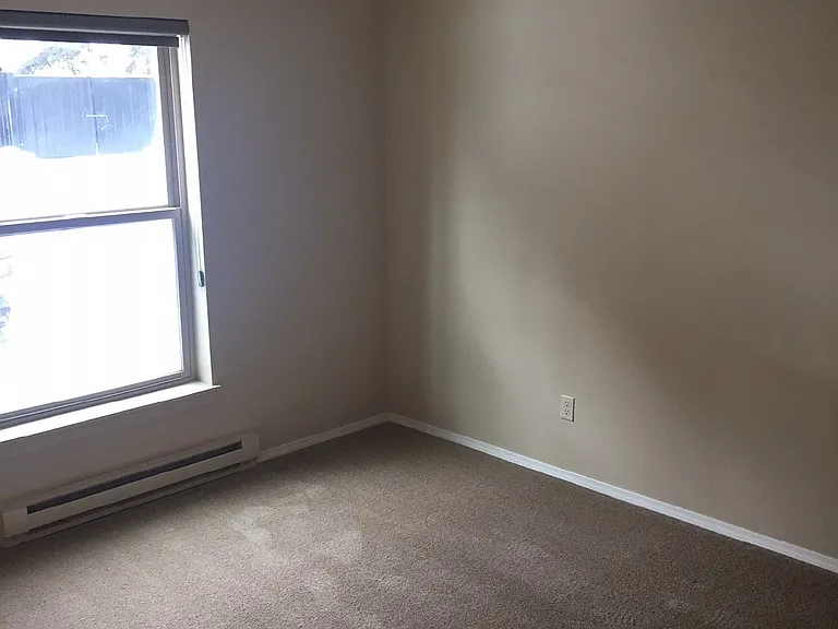 620 S 20th Ave #104 — Photo 1