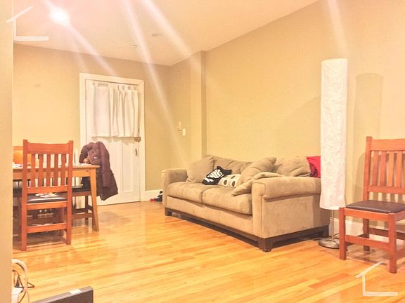 4th image of 322 Saint Paul St #14KR
