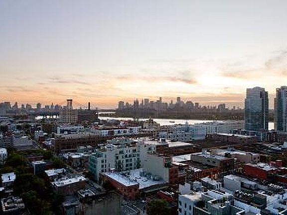 4th image of 144 N 8th St APT 3B