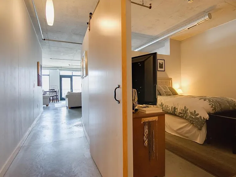 720 N 4th St #512 — Photo 13