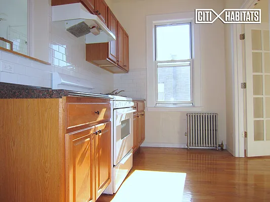 Rented by Citi Habitats | media 11