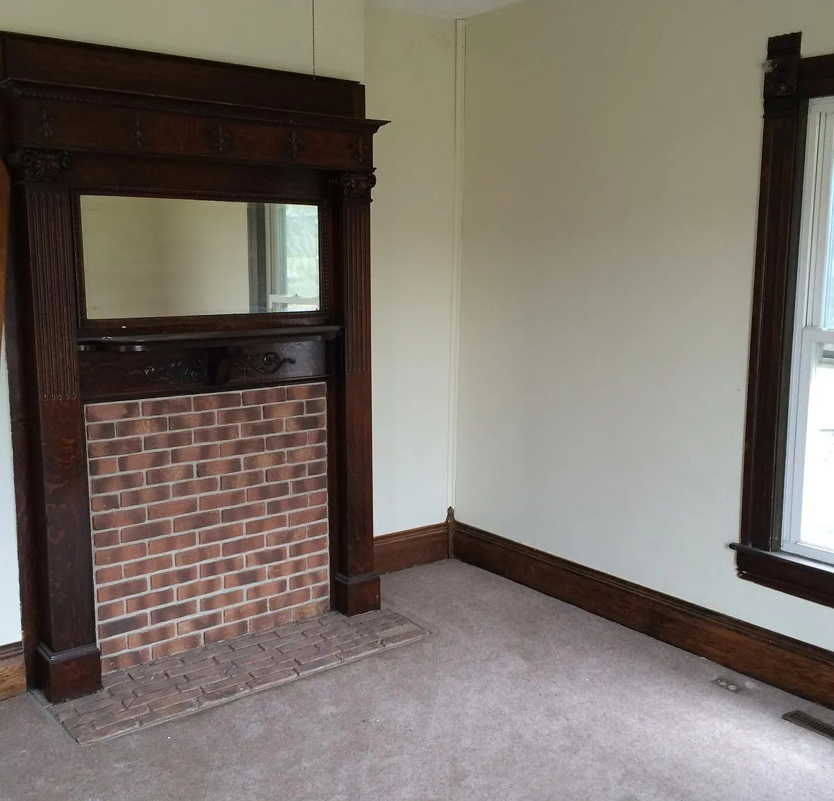 3 bed, 1953 sqft, $1,400 — Photo 4
