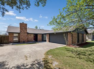 709 Bowie St, Forney, TX